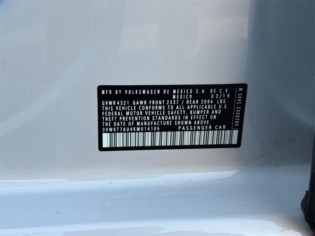 Thumbnail: 2019 Volkswagen Golf - 10