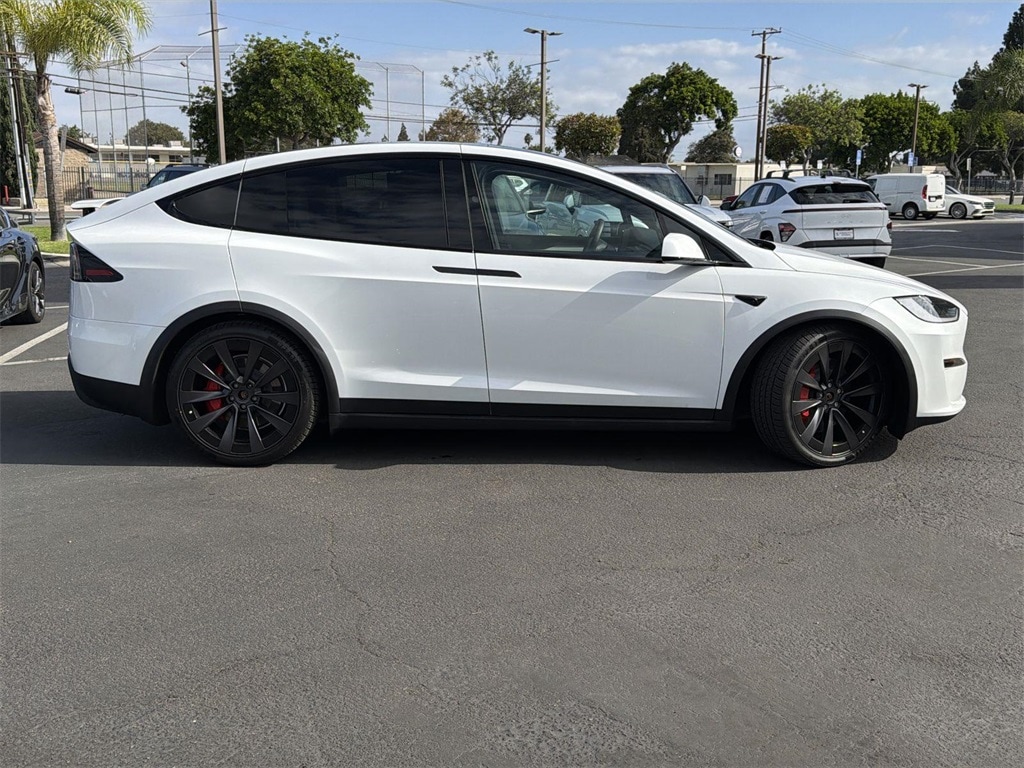 Thumbnail: 2023 Tesla Model X - 3
