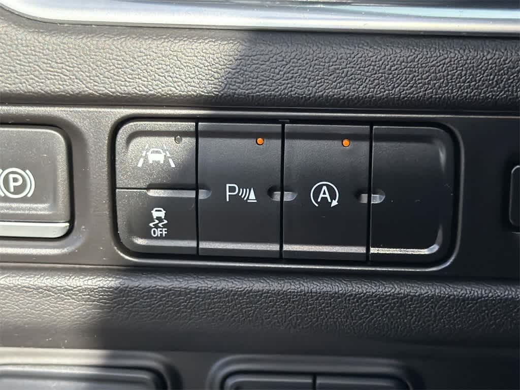 Thumbnail: 2023 Chevrolet Suburban - 23