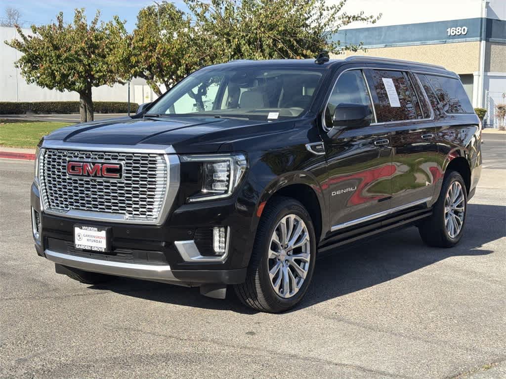 Thumbnail: 2023 GMC Yukon XL - 8
