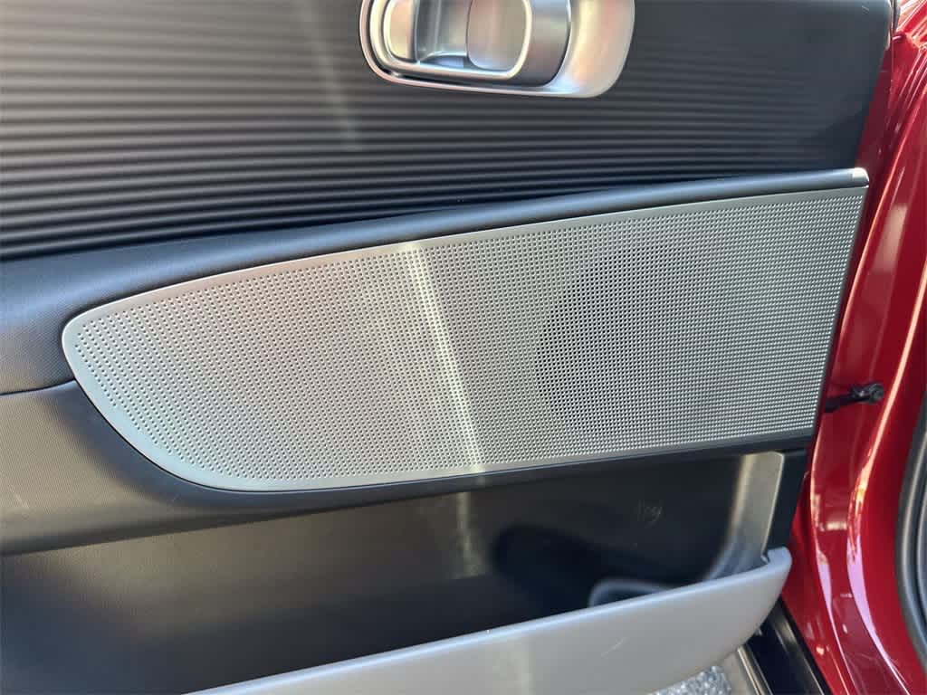 Thumbnail: 2025 Hyundai Ioniq 6 - 24