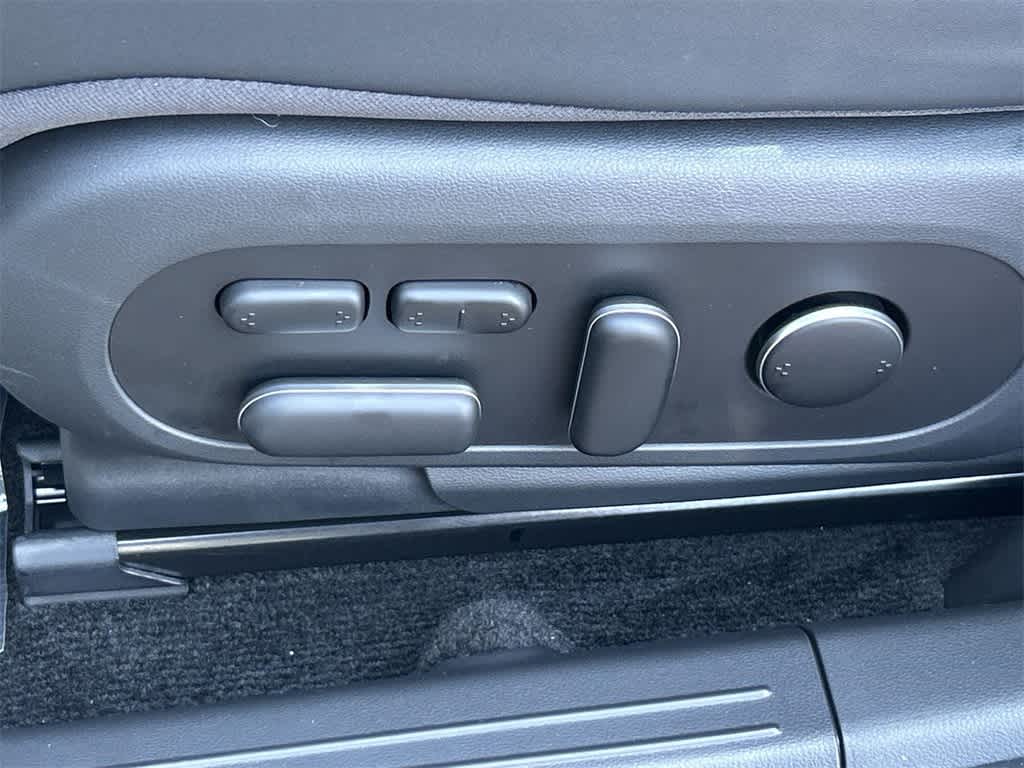 Thumbnail: 2024 Hyundai Ioniq 5 - 33