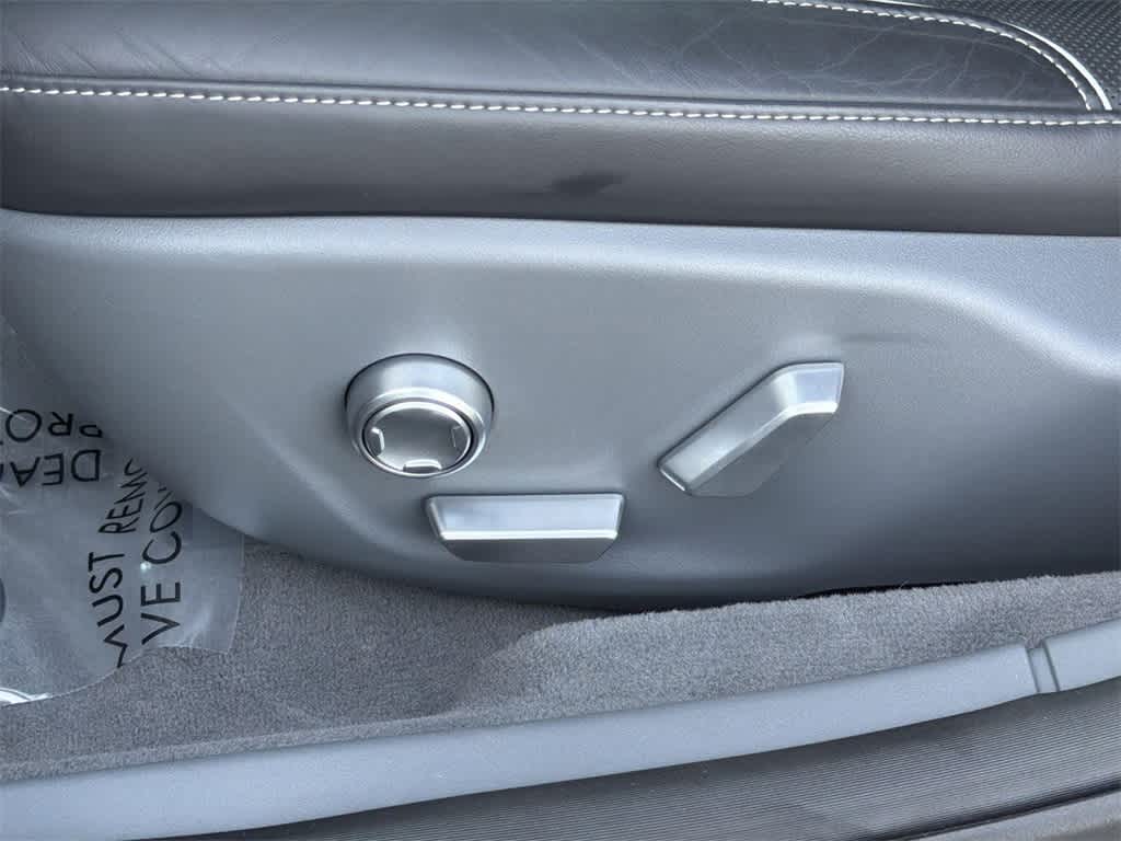 Thumbnail: 2024 Lucid Air - 25