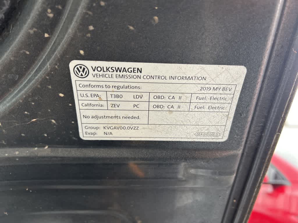 Thumbnail: 2019 Volkswagen e-Golf - 8