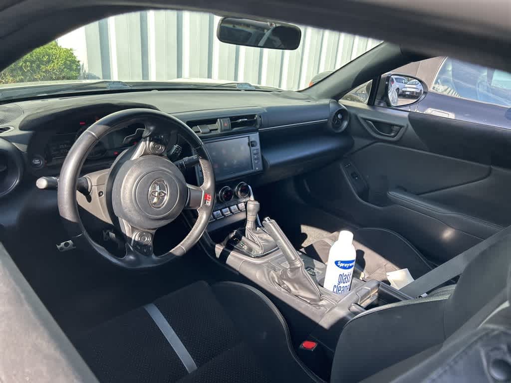 Thumbnail: 2022 Toyota GR86 - 6