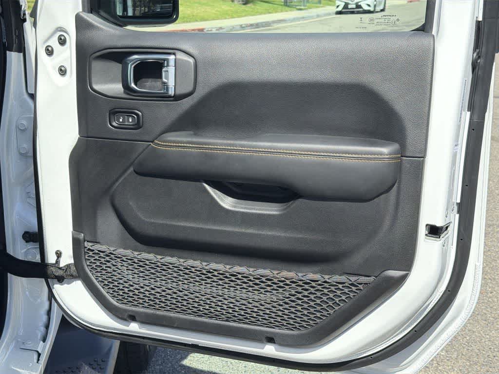 Thumbnail: 2025 Jeep Wrangler - 33