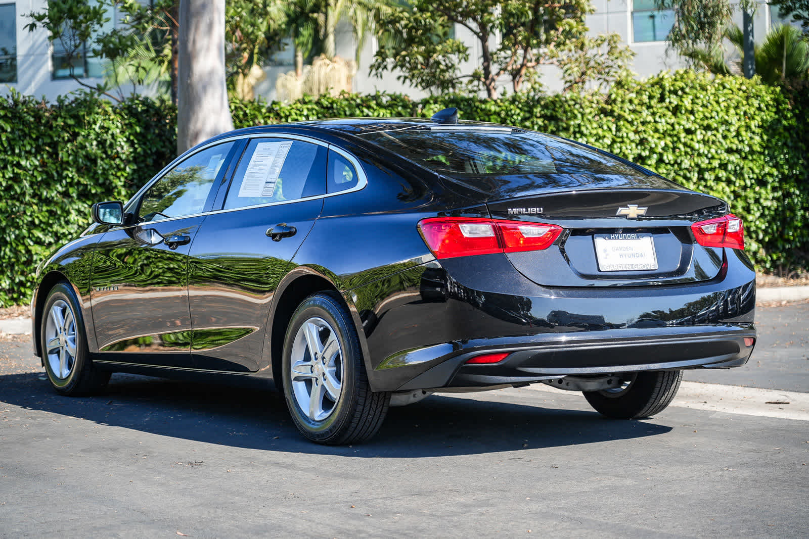 Thumbnail: 2023 Chevrolet Malibu - 7