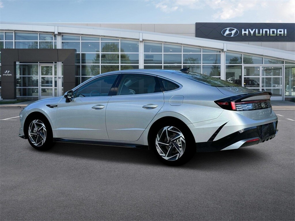 Thumbnail: 2025 Hyundai Sonata - 4