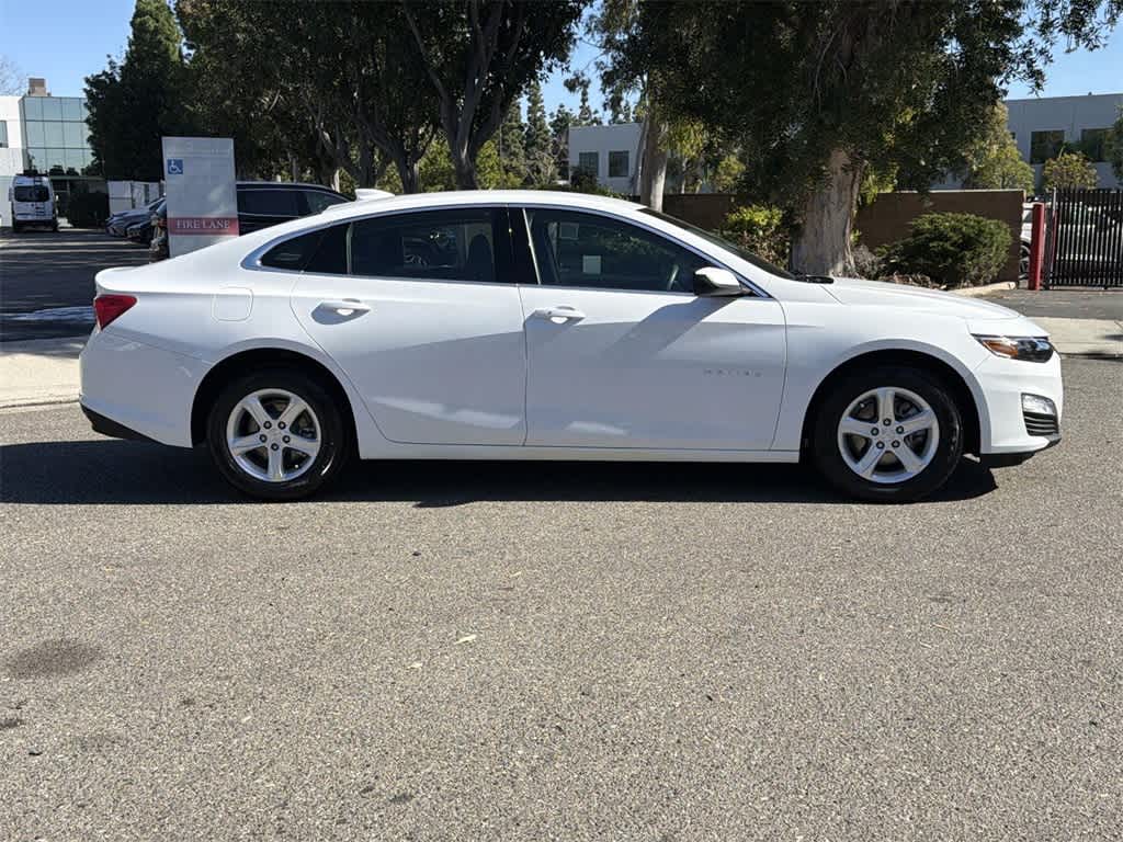 Thumbnail: 2024 Chevrolet Malibu - 7