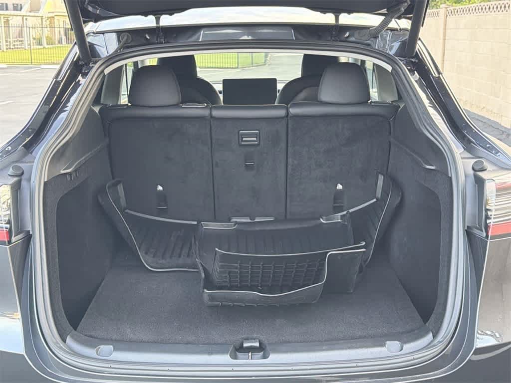 Thumbnail: 2024 Tesla Model Y - 32