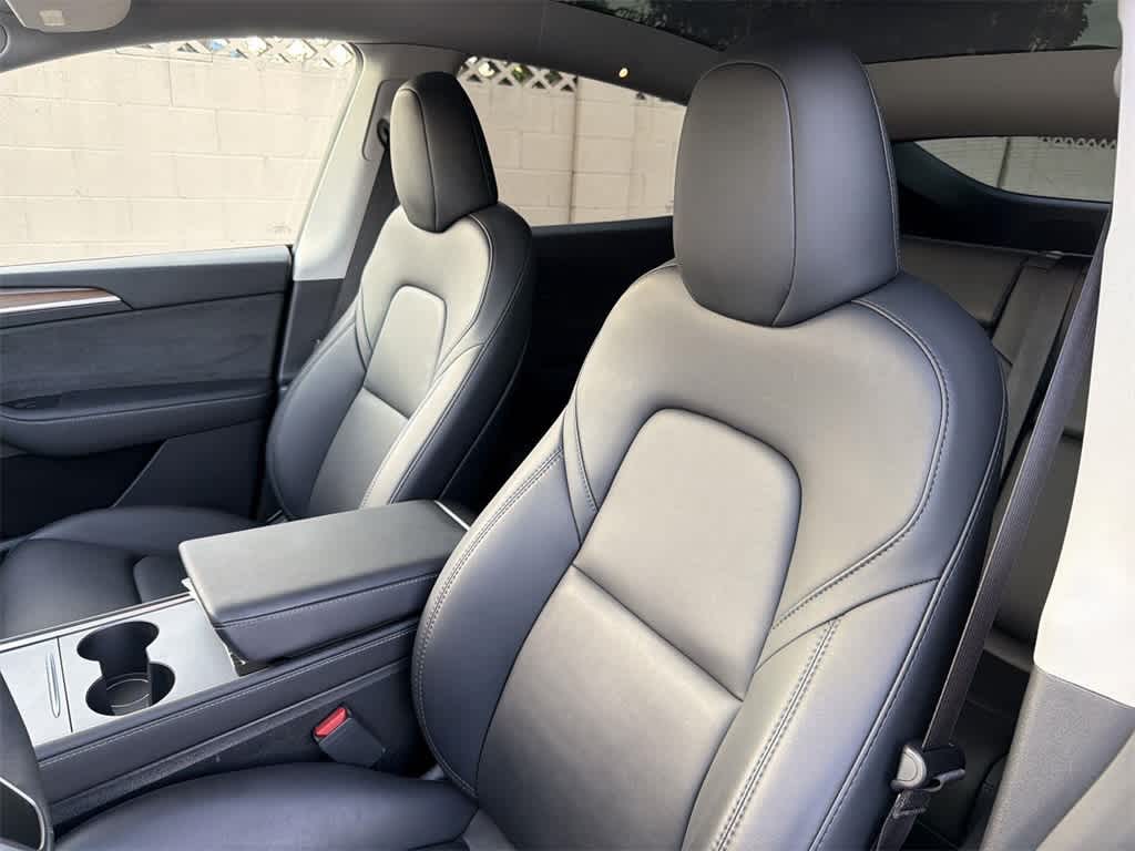 Thumbnail: 2024 Tesla Model Y - 28