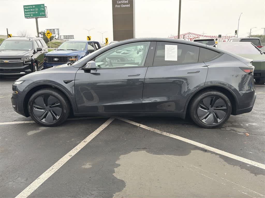 Thumbnail: 2026 Tesla Model Y - 3