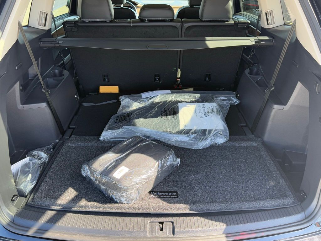 2026 Volkswagen Atlas SE w/Tech - Photo 9