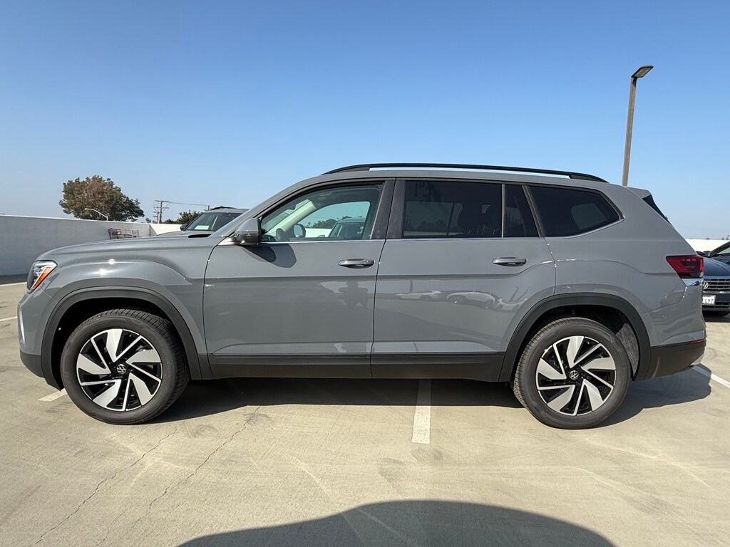 2026 Volkswagen Atlas SE Technology photo 4