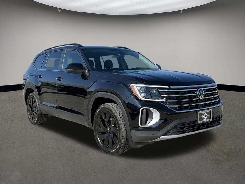 2026 Volkswagen Atlas SE w/Tech's photo