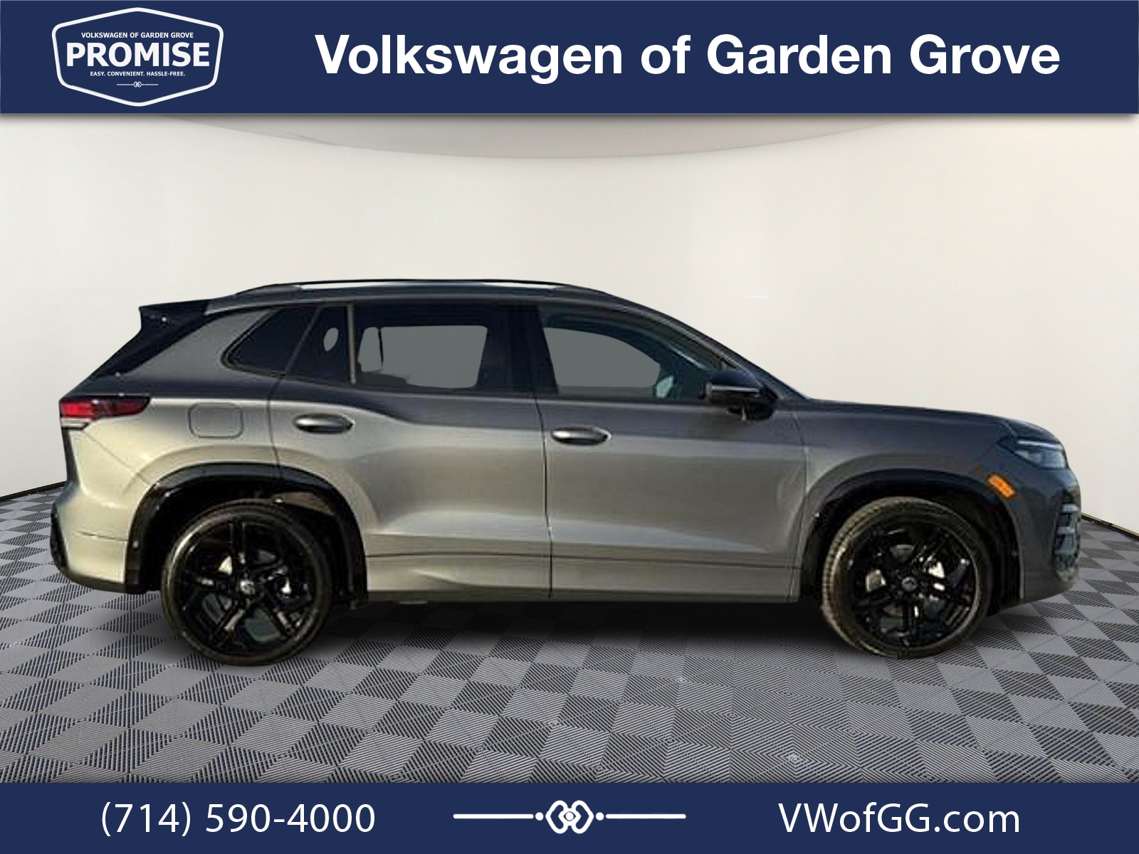 2026 Volkswagen Tiguan SE R-LINE BLACK - Photo 8