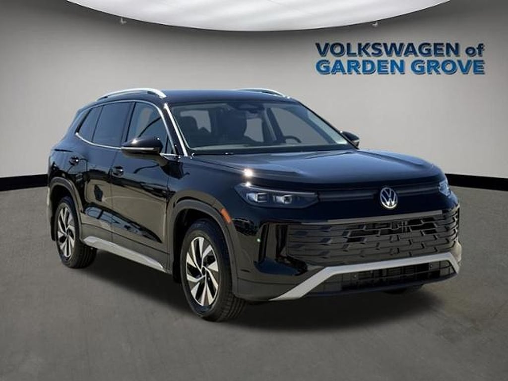 New 2026 Volkswagen Tiguan S SUV