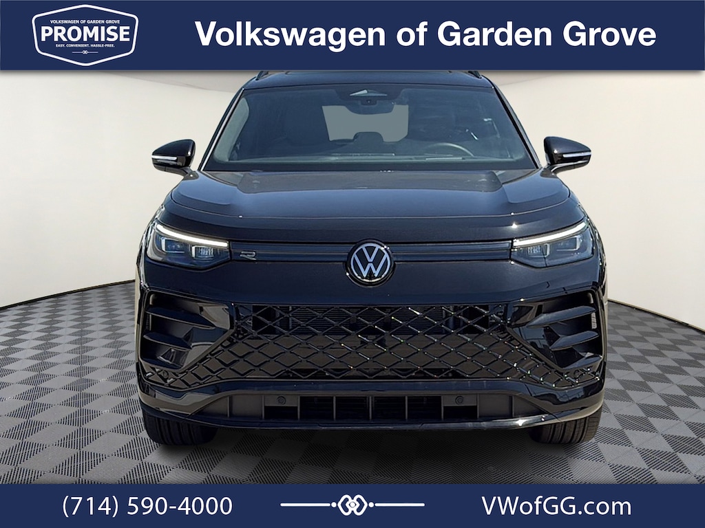 New 2026 Volkswagen Tiguan SE R-Line Black SUV