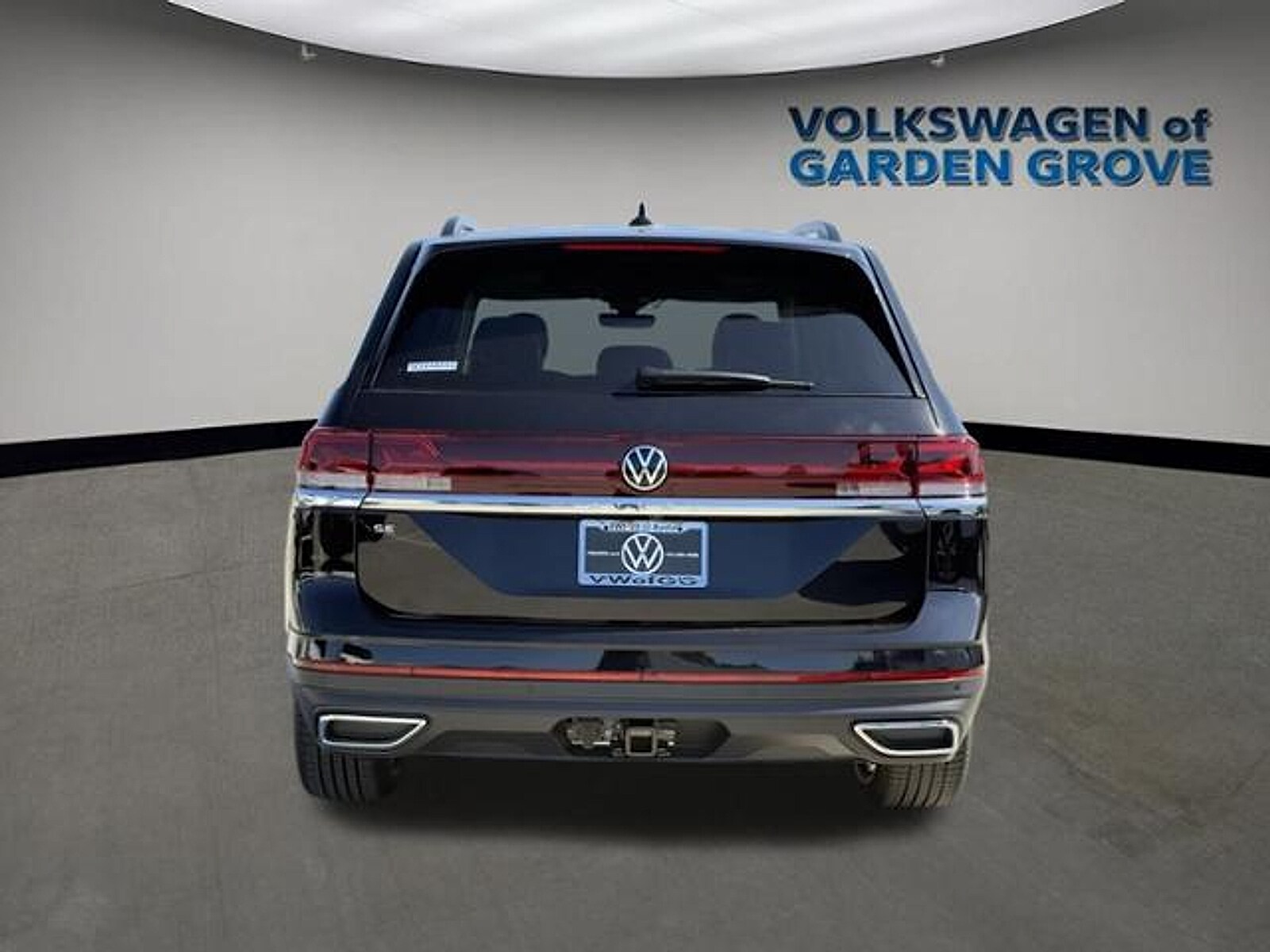 2026 Volkswagen Atlas SE w/Tech - Photo 6