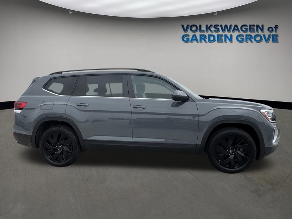 2026 Volkswagen Atlas SE w/Tech - Photo 8