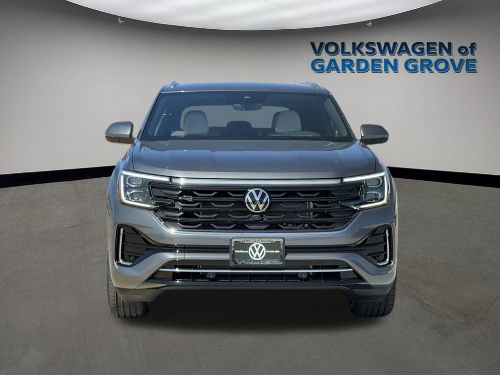 New 2025 Volkswagen Atlas Cross Sport 2.0T SEL Premium R-Line SUV