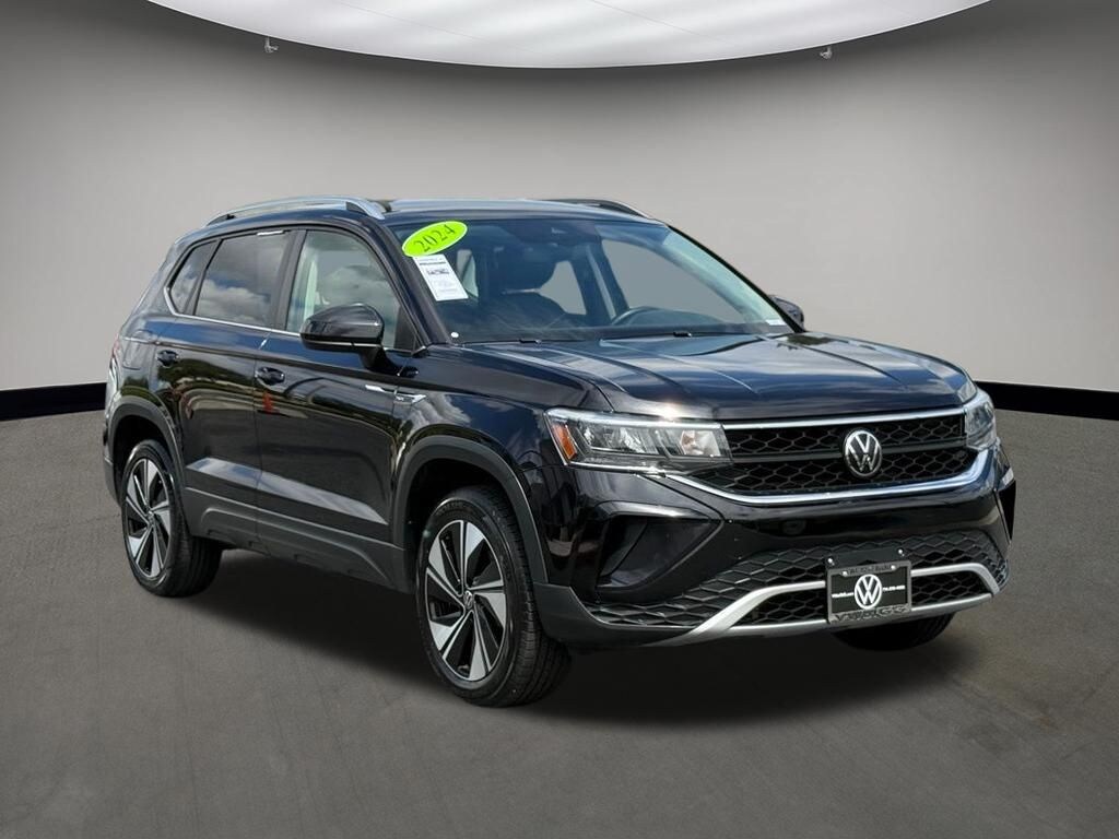 Used 2024 Volkswagen Taos 1.5T SE SUV