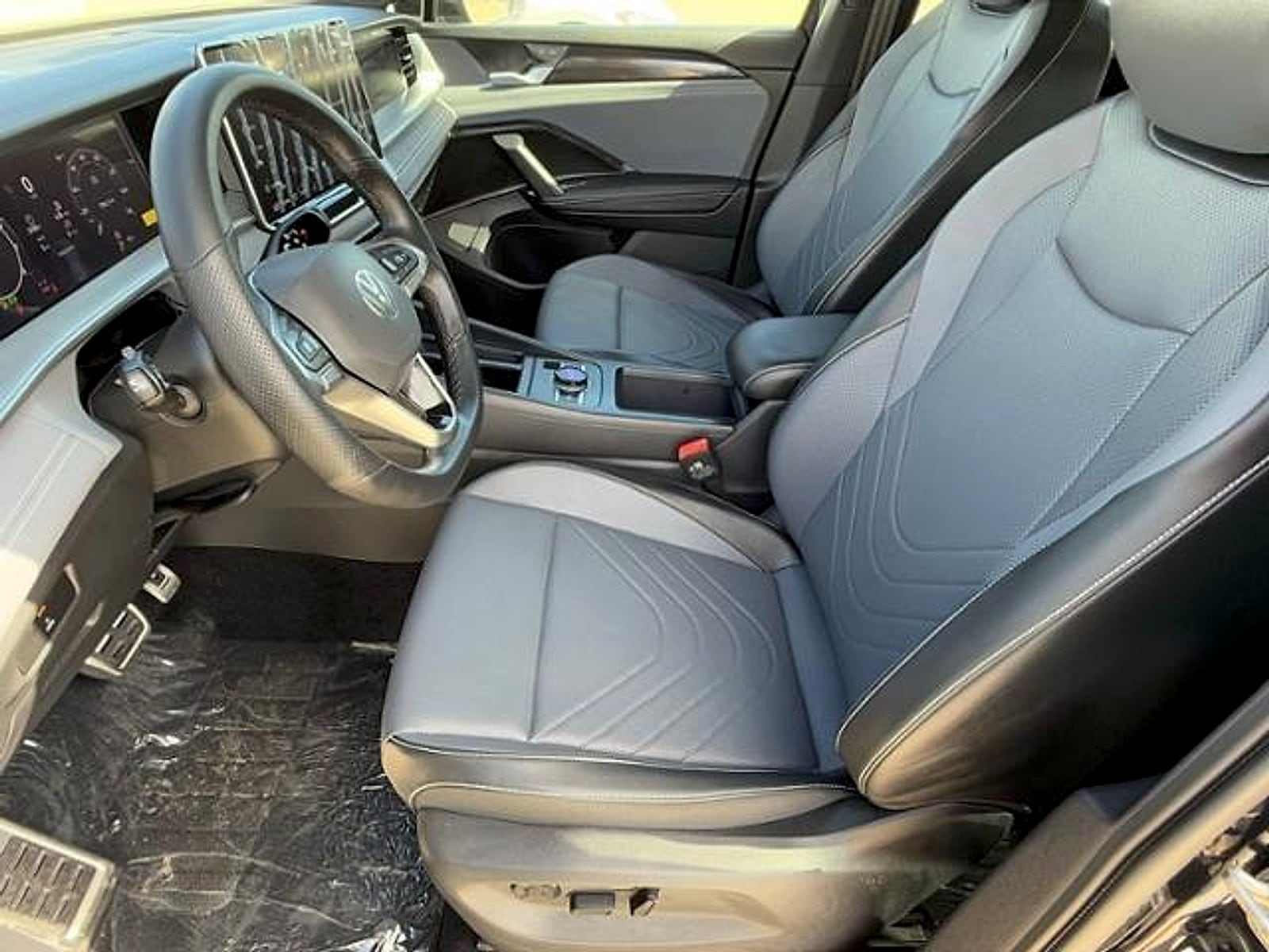 2026 Volkswagen Tiguan SE R-LINE BLACK - Photo 12