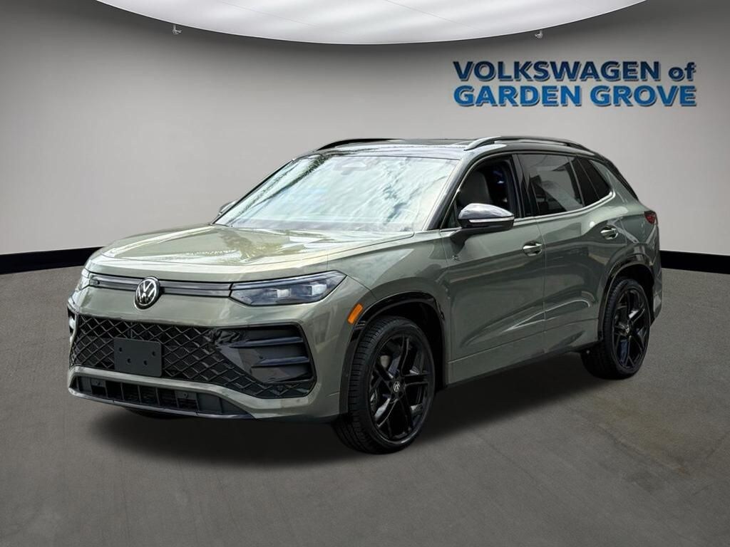 New 2026 Volkswagen Tiguan 2.0T SE R-Line Black SUV