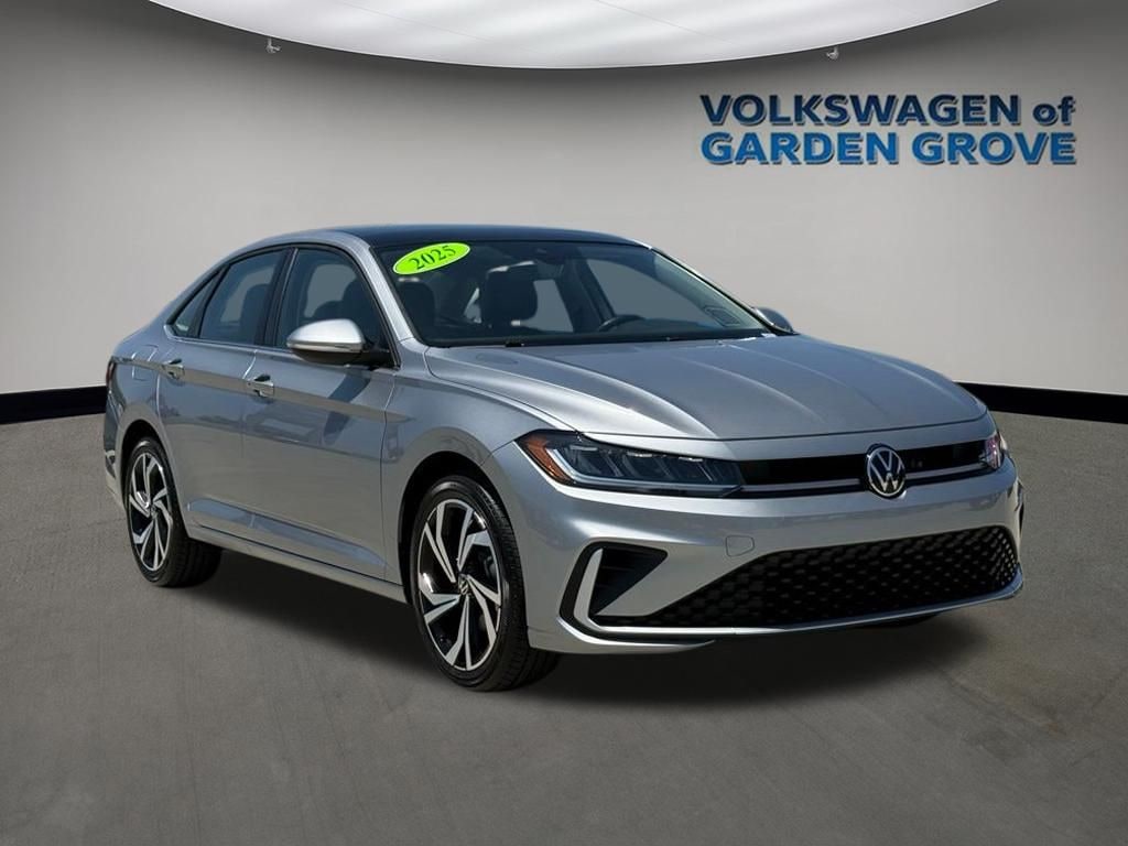 Used 2025 Volkswagen Jetta 1.5T SEL Sedan