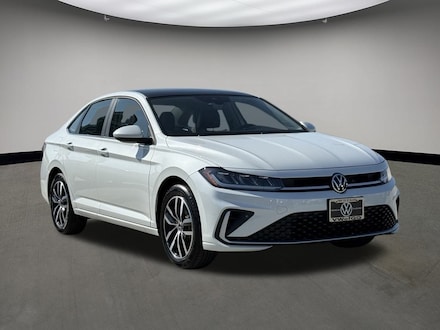 2025 Volkswagen Jetta 1.5T SE Sedan