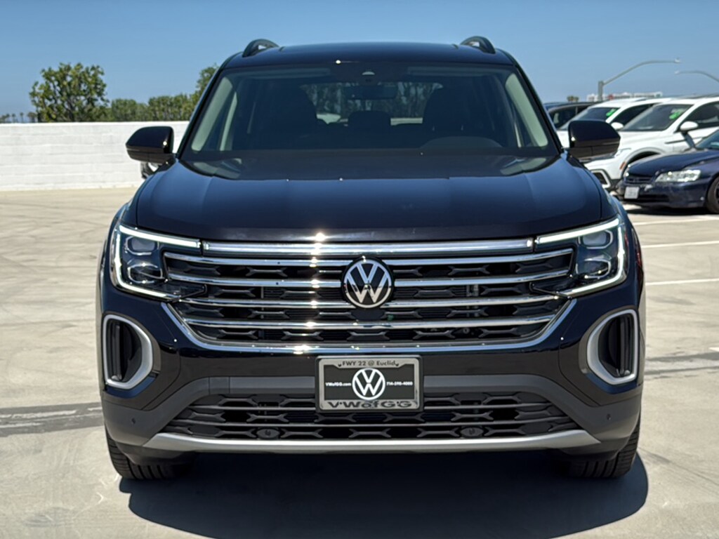 New 2026 Volkswagen Atlas SE w/Technology SUV