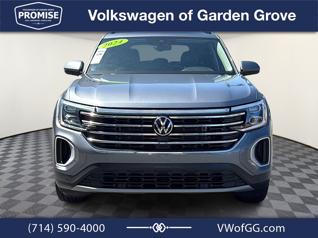Used 2024 Volkswagen Atlas 2.0T SE w/Technology SUV