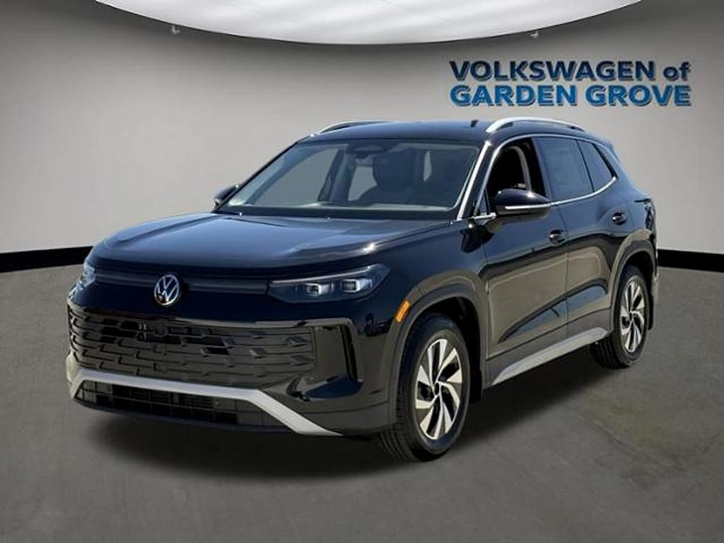 New 2026 Volkswagen Tiguan S SUV