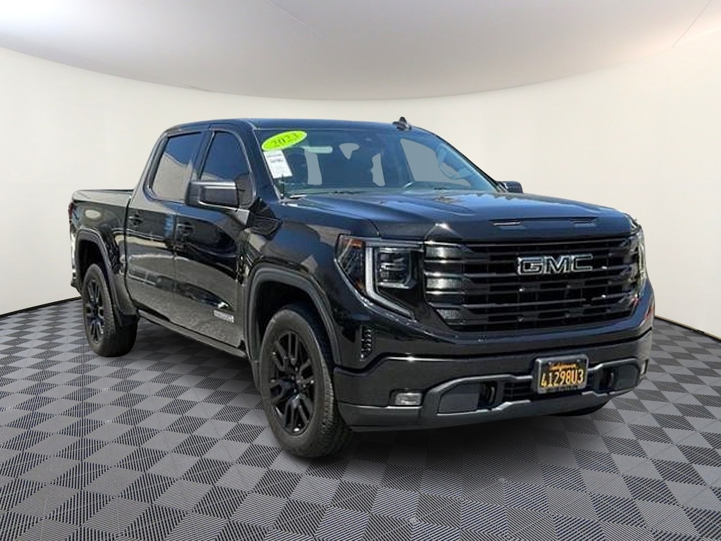 Used 2023 GMC Sierra 1500 2WD Crew Cab Short Box Elevation Truck Crew Cab