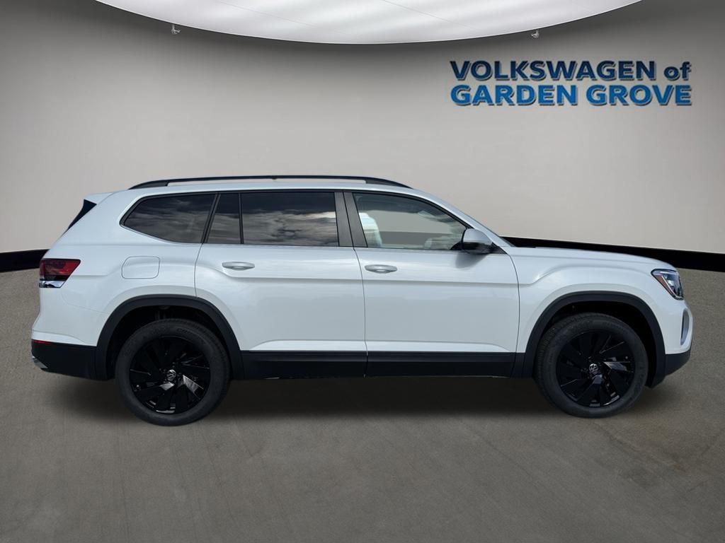 2026 Volkswagen Atlas SE w/Tech - Photo 8