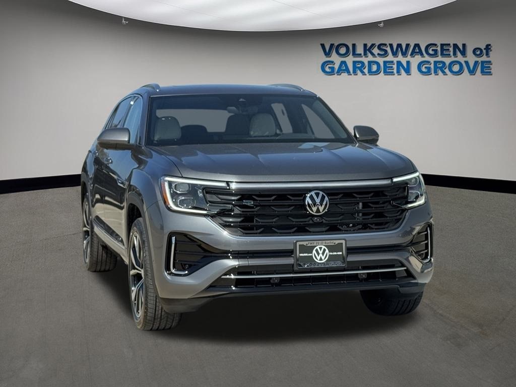 New 2025 Volkswagen Atlas Cross Sport 2.0T SEL Premium R-Line SUV