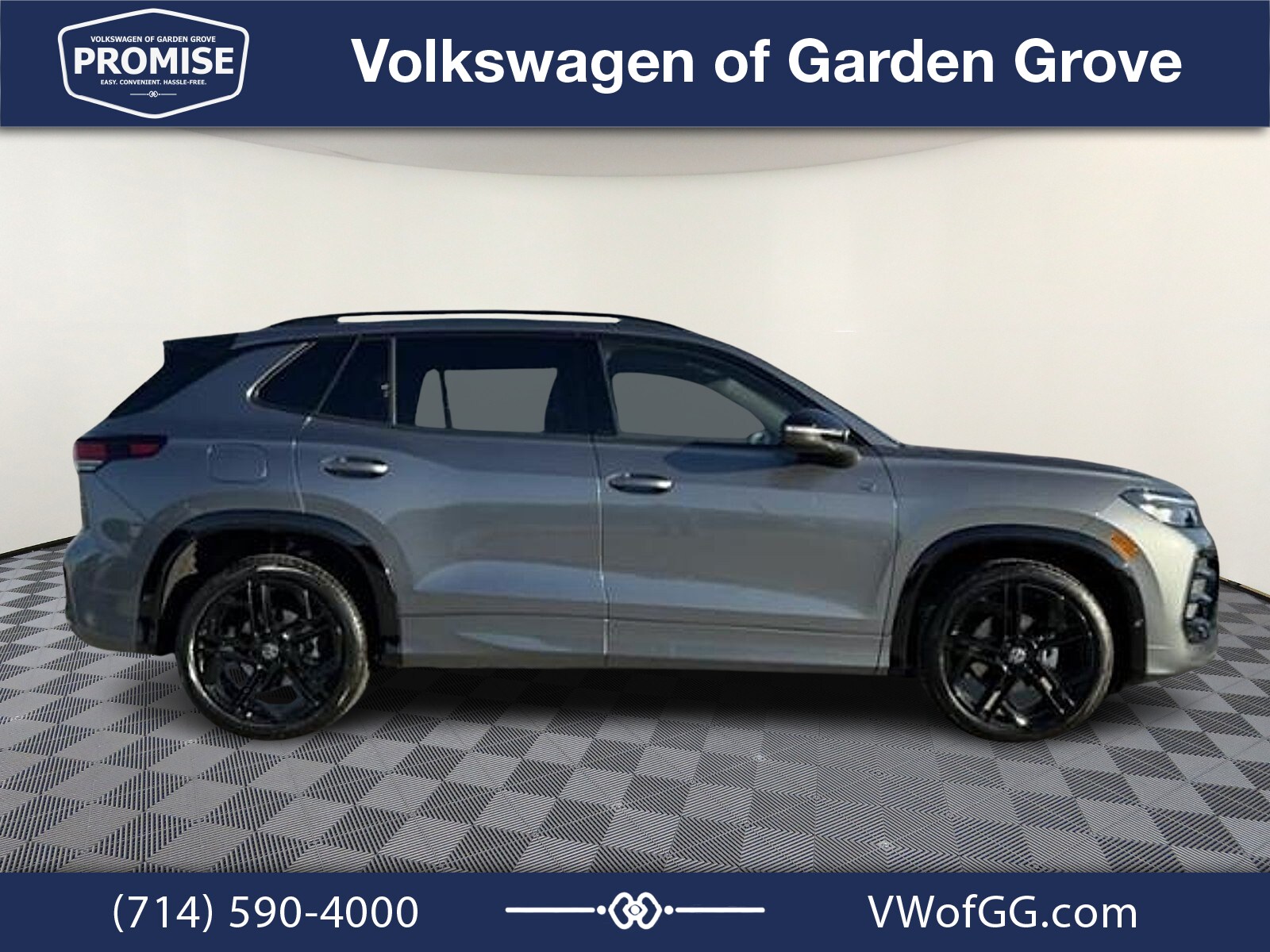 2026 Volkswagen Tiguan SE R-LINE BLACK - Photo 8