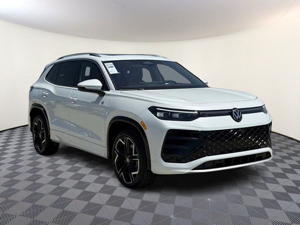 New 2026 Volkswagen Tiguan SEL R-Line Turbo SUV