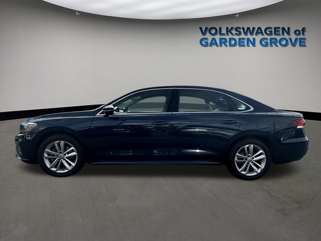 Used 2020 Volkswagen Passat 2.0T SE Sedan