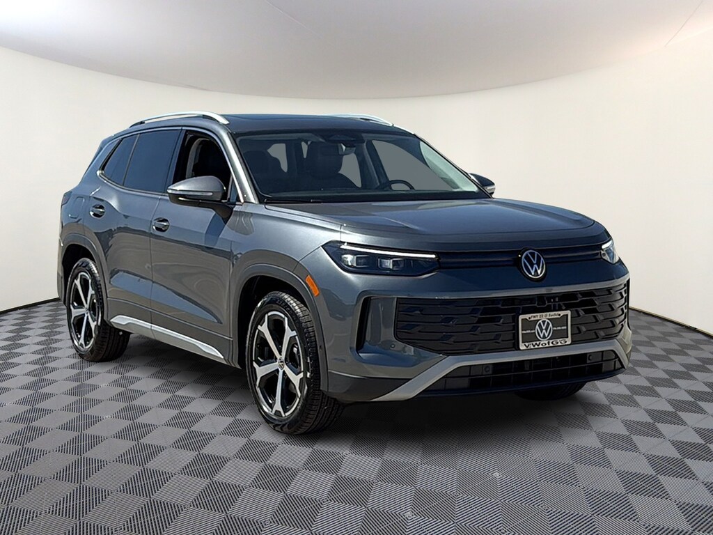 New 2026 Volkswagen Tiguan SE SUV