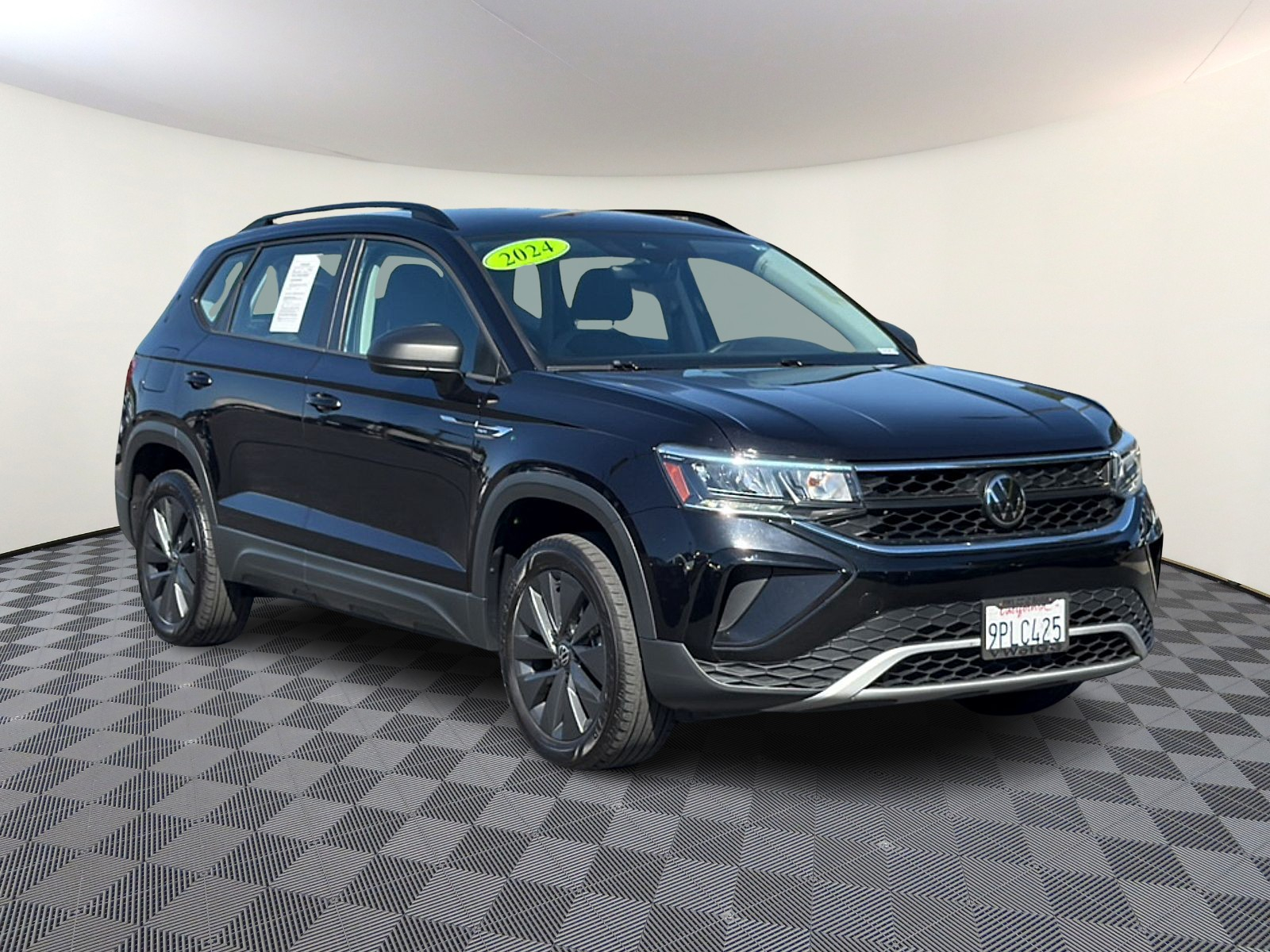 2024 Volkswagen Taos