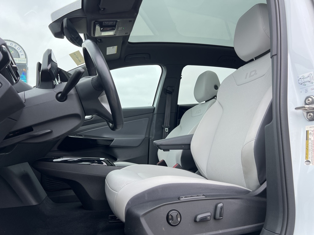 Used 2021 Volkswagen ID.4 PRO S with VIN WVGTMPE22MP058561 for sale in Garden Grove, CA