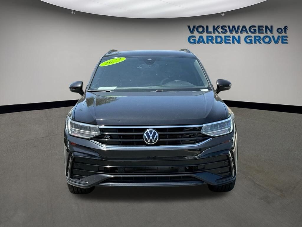Used 2023 Volkswagen Tiguan 2.0T SE R-Line Black SUV