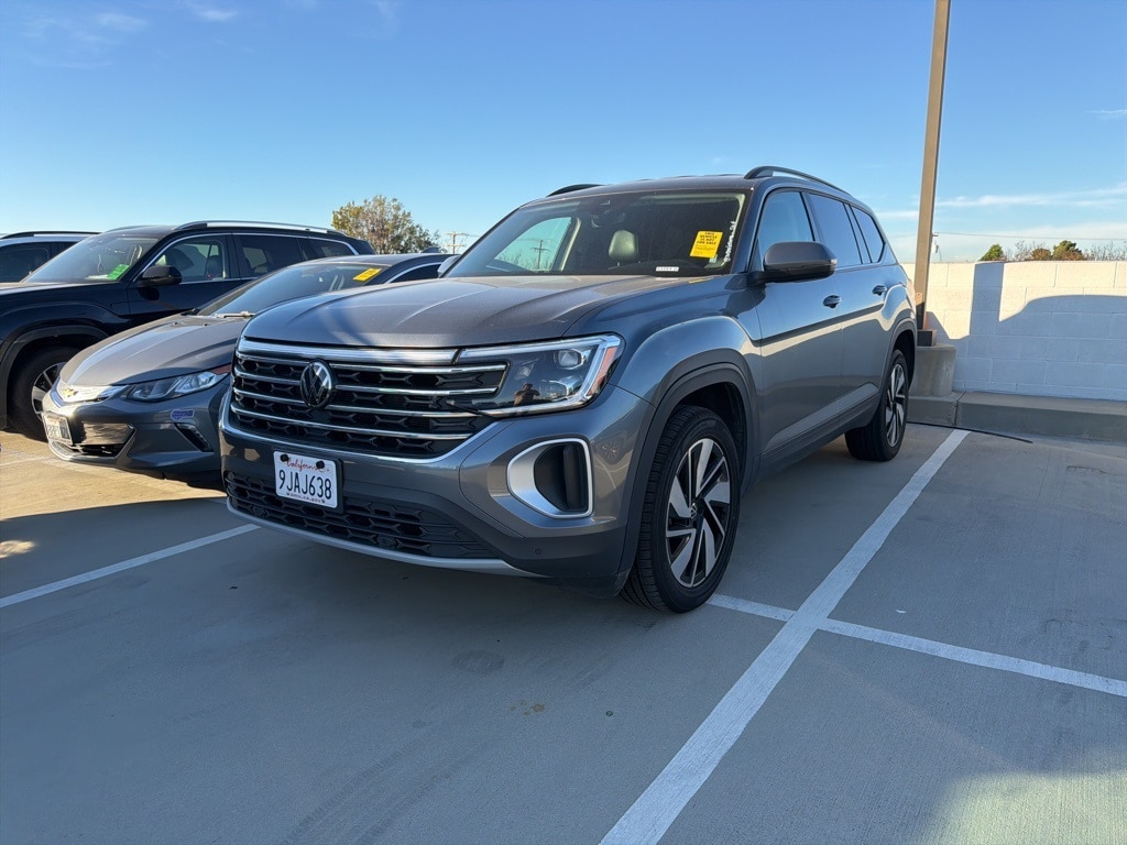 Used 2024 Volkswagen Atlas 2.0T SE w/Technology SUV