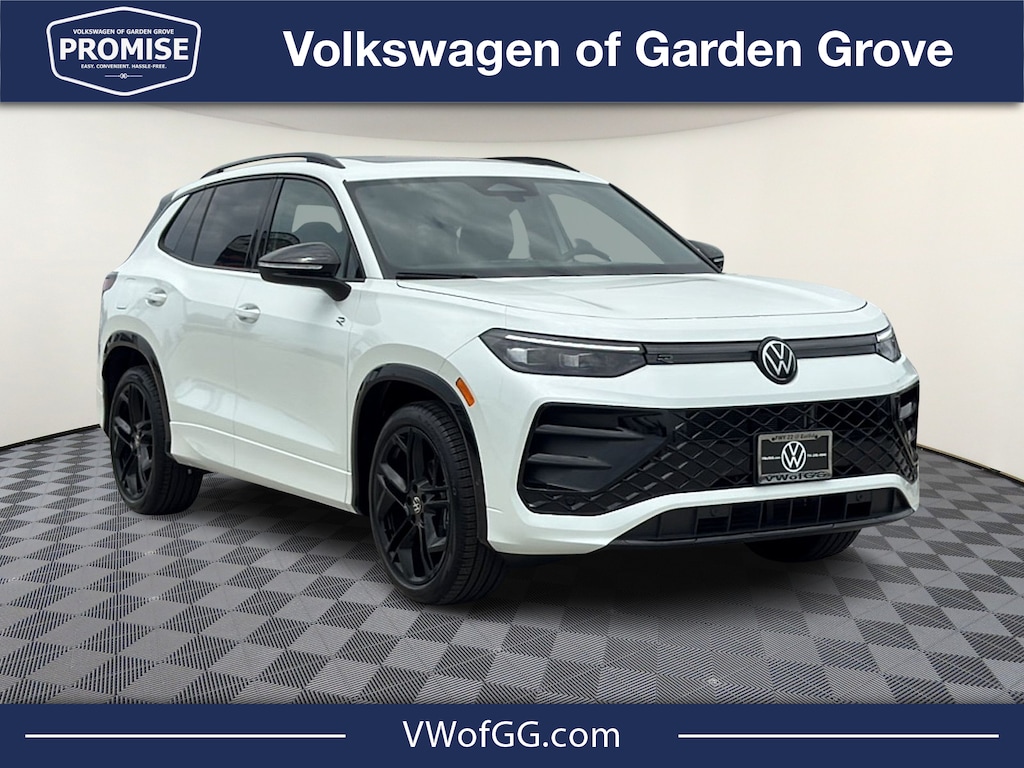 New 2026 Volkswagen Tiguan SE R-Line Black SUV