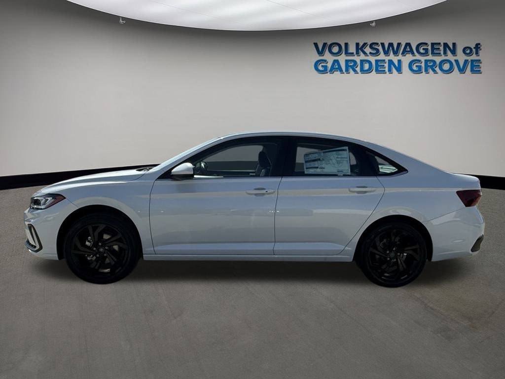 New 2026 Volkswagen Jetta 1.5T SE Sedan