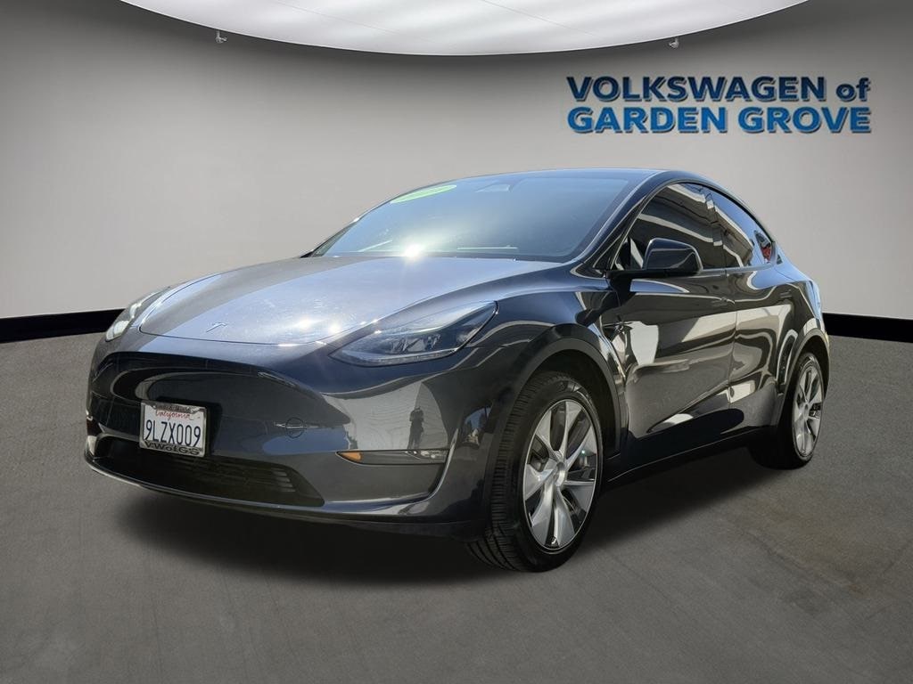 Used 2024 Tesla Model Y Long Range SUV