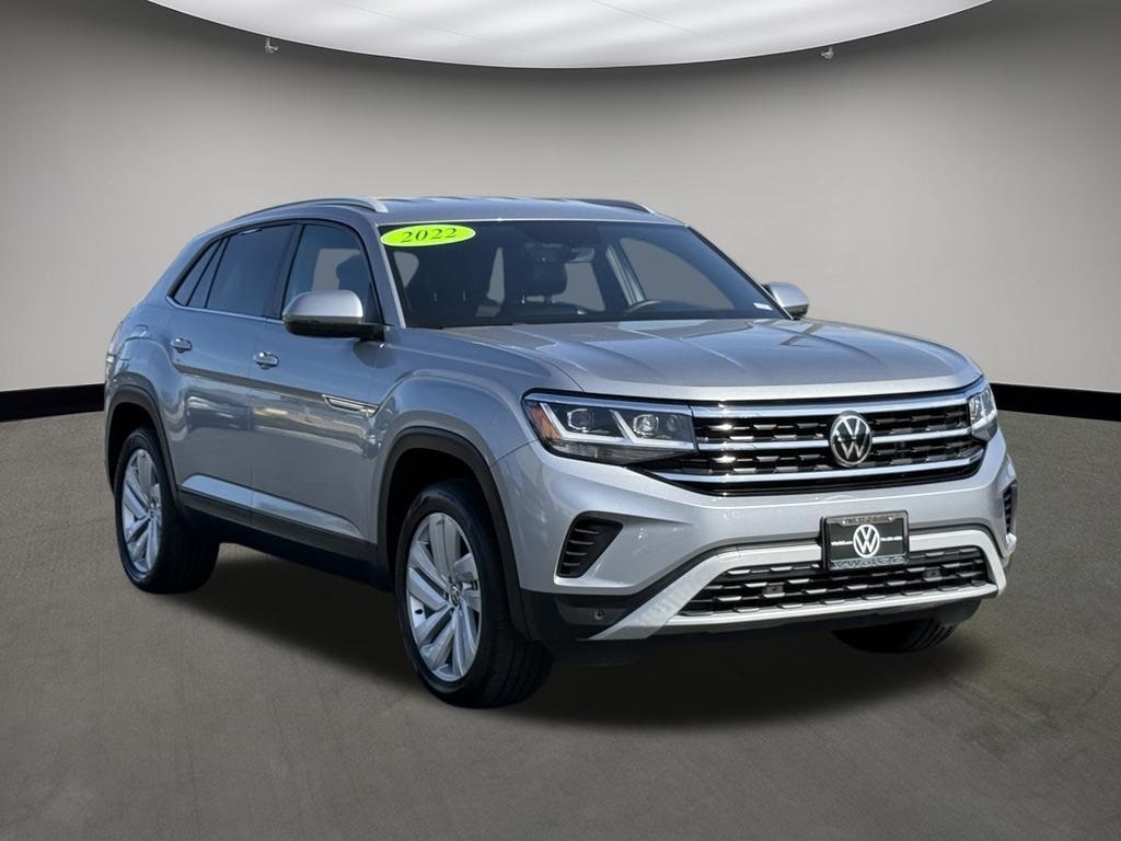 2022 Volkswagen Atlas Cross Sport SE w/Tech
