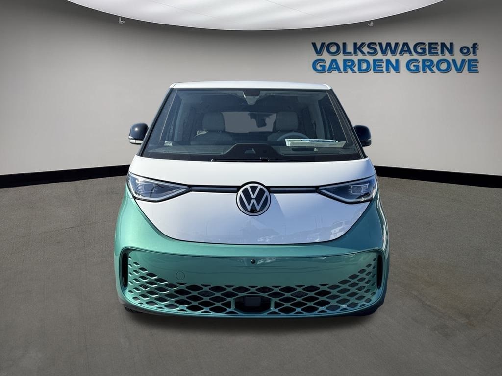 New 2025 Volkswagen ID. Buzz Pro S Plus Van 4MOTION