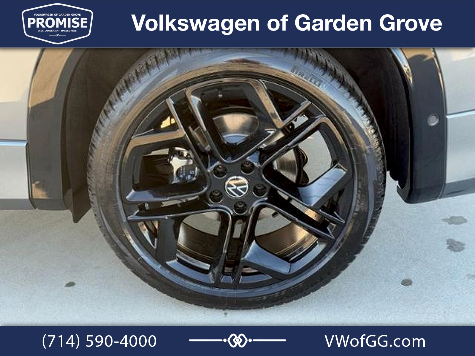2026 Volkswagen Tiguan SE R-LINE BLACK - Photo 10